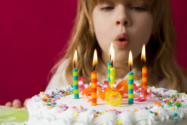 birthday cake wallpaper download